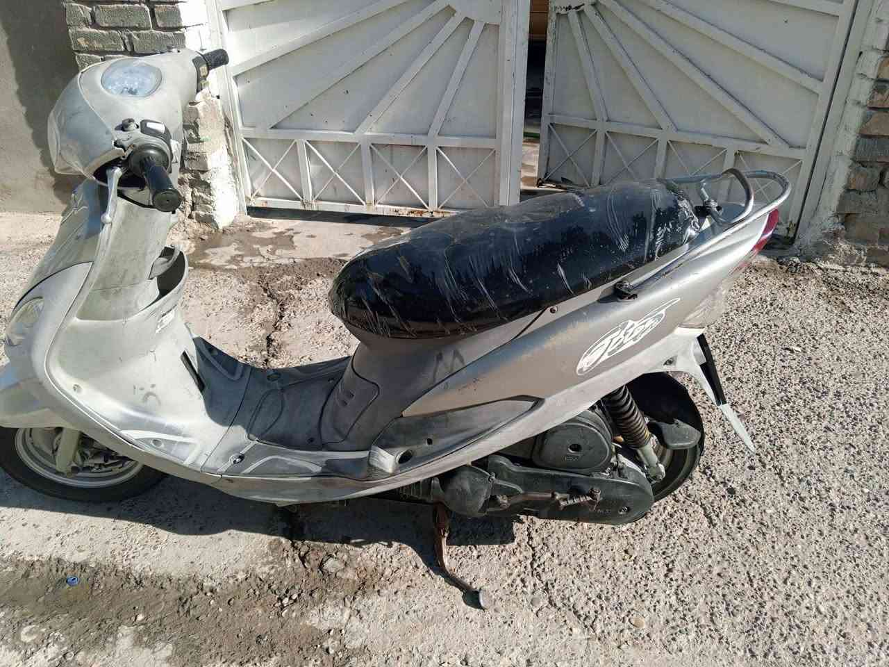 السلام عليكم ماكس منغولي للبيع كفاله عامه نكره سلف وهندر مكينته بلاديه 49 مكفوله من تبخير نضوح صوت شلعه ومعدل تخبل ✈️ كفرات مختمه ختم واحد ويا المكينه كهربائيات كله شغاله هورن اشاير لايت عالي ناصي كله شغال تخم تاير جدد اوراقه موجوده دراجه خير من الله كامله مابيه اي نقص السعر 550 وبيها مجال للشراي مكاني بغداد الأمين الثانيه وهذا رقمي *********** ☎️
