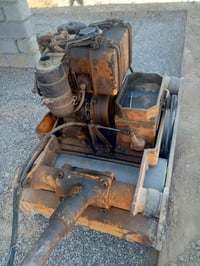 يوجد حادله الوزن 1طن  لحدل البيوت أرصفة حدائق قاعات أساس  للاتصال على ...