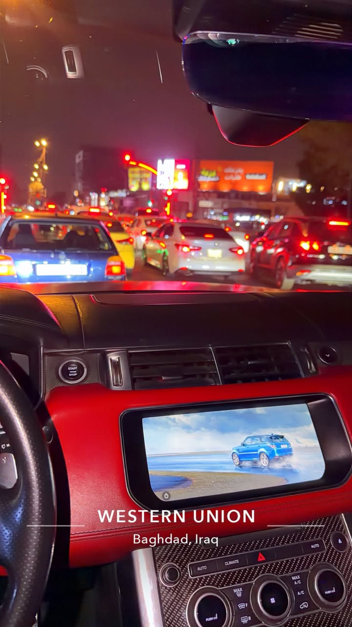 السلام عليكم 
رانج SVRخليجي سردار 
2017سياره مغلفه PPF
ماشيه60مكفوله وجديده ومابيها اي نقص 
كير محرك مكفول من الفتح ولتبديل كفاله عامه
مكانه بغداد 
السعر35 وبيه مجال 
***********
