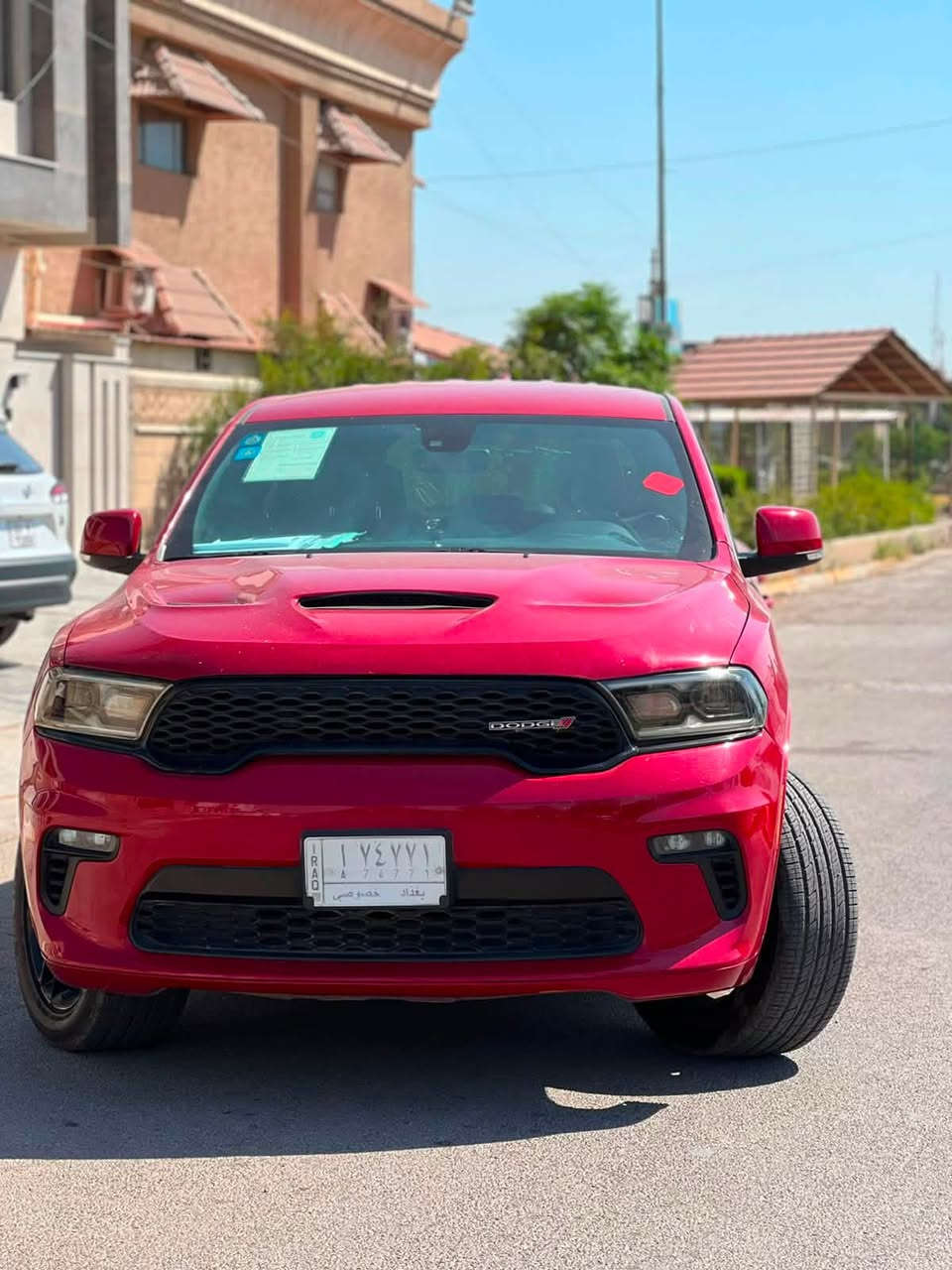 للبيع دودج دورنكوv6 GT موديل 2021 ❤️🔥
* موديل: 2021
* محرك 3.6L V6 Pentastar
* دبل (دفع رباعي AWD)
* قير أوتوماتيك 8 سرعات
* ممشى 104000 كم فقط
* وارد أمريكي (صور الحادث موجودة مع الإعلان بكل شفافية).

المواصفات:

* شاشة كبيرة مع Apple CarPlay وAndroid Auto
* تشغيل بصمة وريموت ستارت
* كاميرا خلفية مع حساسات
* مقاعد جلد
* مثبت سرعة
* تكييف أوتوماتيك ثلاث مناطق
* جنوط GT سود أصلية قياس 20 إنش
* إنارة LED أمامية وخلفية
* ثلاثة صفوف مقاعد تتسع إلى 7 ركاب
* هود GT الرياضي مع فتحة تهوية
* أنظمة أمان وثبات إلكتروني

الوارد أمريكي، وصور الحادث قبل التصليح موجودة داخل المنشور
سعرها 250 وبيها مجال بسيط 

***********
