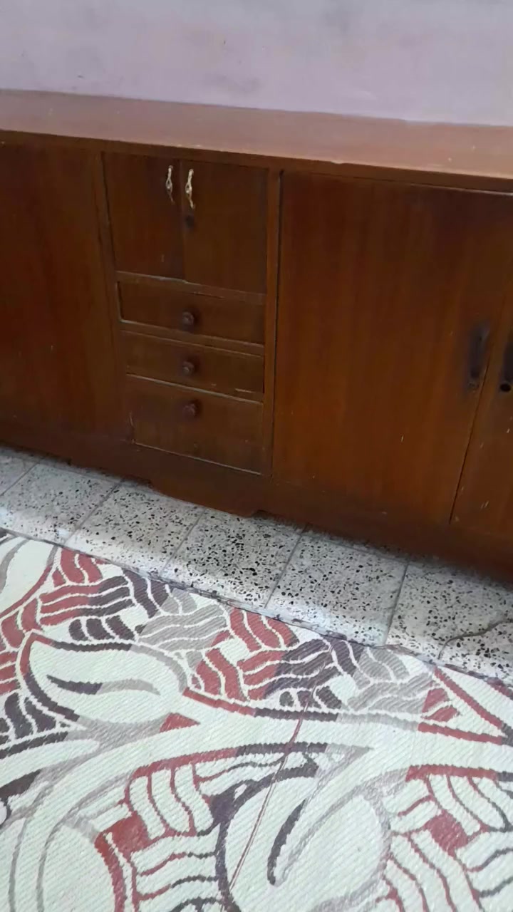 ميز بلازما زجاجي اسود ب٢٥  الف سنك حوض واحد ب٢٥ الف سرير طفل جديد ب٧٥  الف البوفيه تفاصيلها مكتوبه بلمنشور شراي خاص مكاني زعفرانيه


**إذا كنت صاحب هذا الإعلان وتريد حذفه لأي سبب، رجاءا أرسل رسالة إلى الدعم الفني**