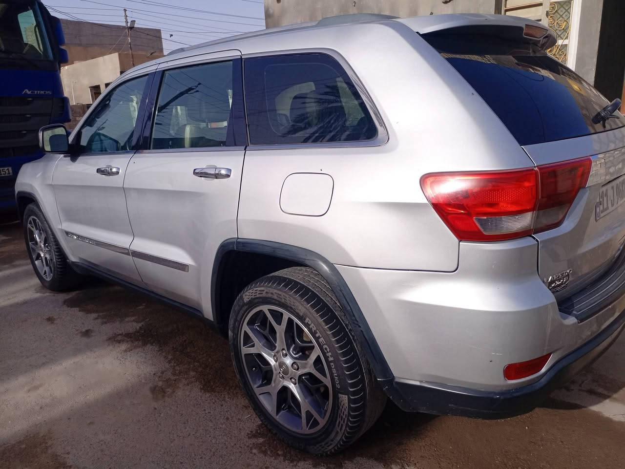 لاريدو موديل 11 صبغ 3 قطع بدون حادث وارد امريكا رقم بغداد
السعر 165
اتصل *********** بغداد أبو غريب
