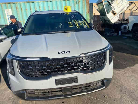 السلام عليكم
كيا كرنفال 2025  sx برستيج هايبرد
معفيه كمرك ورقم
ماشيه 528 mi
 السياره قطع جديد
مده الوصول يوم90
السعر واصل بصره داخل الحاويه 245
***********
