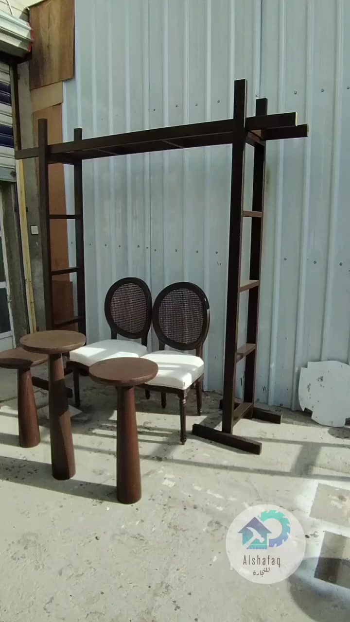 كل موديل من الكوشات ممكن ننفذه الكم. والتوصيل متوفر لكل محافظات العراق 
للتواصل واتساب او بريد الصفحة
***********
