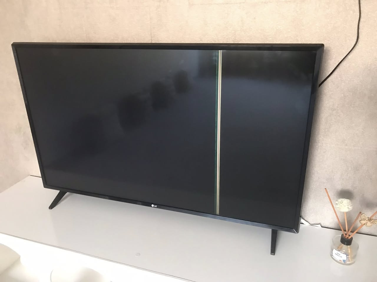 شاشات عدد 2 بدون النت شينون حجم 50 وال LGحجم 43


**إذا كنت صاحب هذا الإعلان وتريد حذفه لأي سبب، رجاءا أرسل رسالة إلى الدعم الفني**