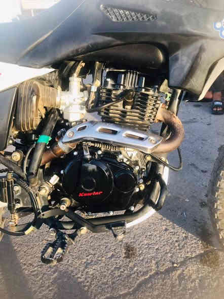 سلام عليكم ورحمة قفاز موديل 2024 دراجه مكفوله كفاله عامه انضف من الصور دراجه خير من الله مامفتوح بيهه برغي بعدهه عله نضافت الشركه مكفوله من كلشي مكان ديالئ شهربان السعر والستفسار تصل ***********//*********** مامتواجد فيس
