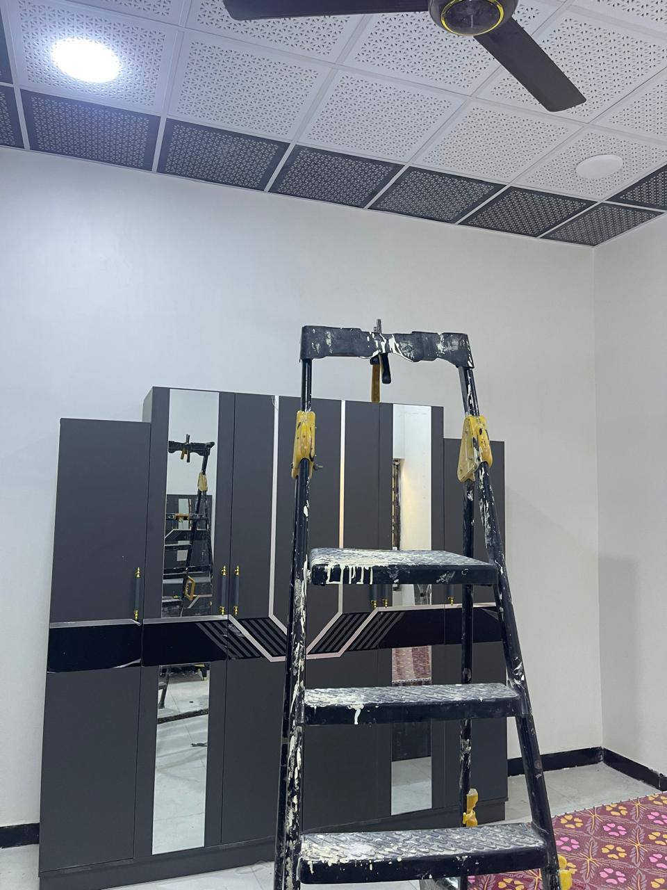 بيت للبيع 100متر طابق ونص  شط العرب الجزيره شارع الفيروزيه جسر ثاني 3 نوم و دوانيه مطبخ وصالة صحيات بناء جديد  2025 (الغرفبن فوك سقف سندويج) السعر 62 للإستفسار ***********
