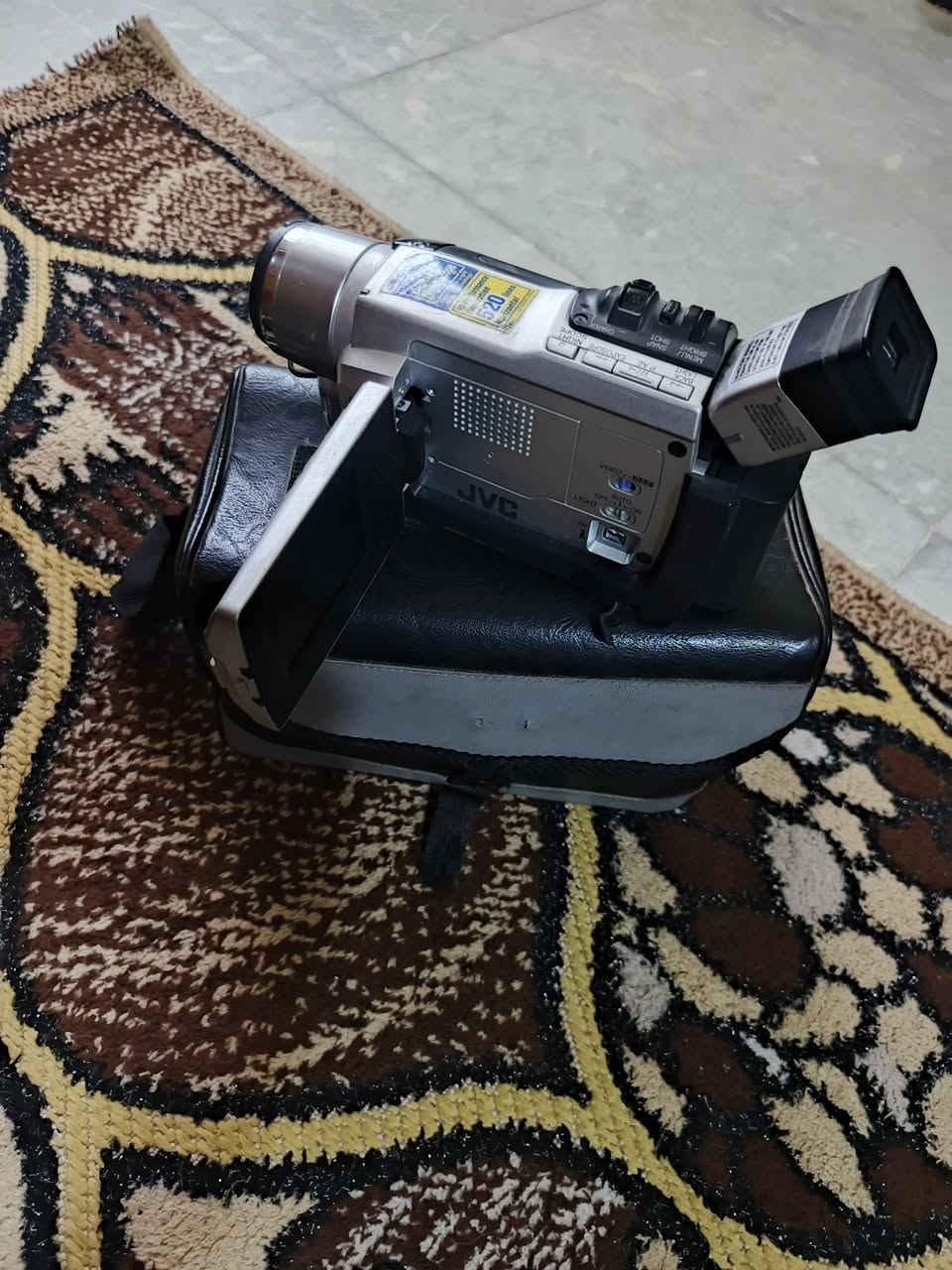 كامرة التفيدة يجي خص...


**إذا كنت صاحب هذا الإعلان وتريد حذفه لأي سبب، رجاءا أرسل رسالة إلى الدعم الفني**