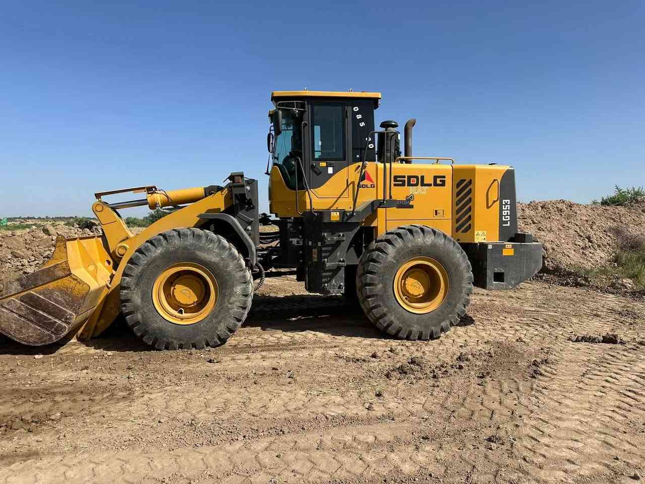 سلام عليكم شفل للبيع موديل 20 محرك كتر  مكفوله كفاله عامه مامفتوح بيها برغي مرقمه وجاهزه شرط الفحص للاستفسار اتصل وبيك خير وتدلل  ***********
***********
