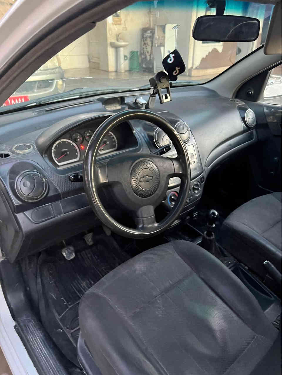 افیو مودیل 2008 سبي ناو رەش 
مکینە گیر کامل هەموو شتی بەشەرت 
سنوی رقمی بەسەر جوە 
یەک پارجە سوبغ بێ لیدان بی ژورێ 
سیارەکە دوو جێ ساردە 
سعری 61 وەرقە مجال

0751 878 9203 أربيل, العراق
