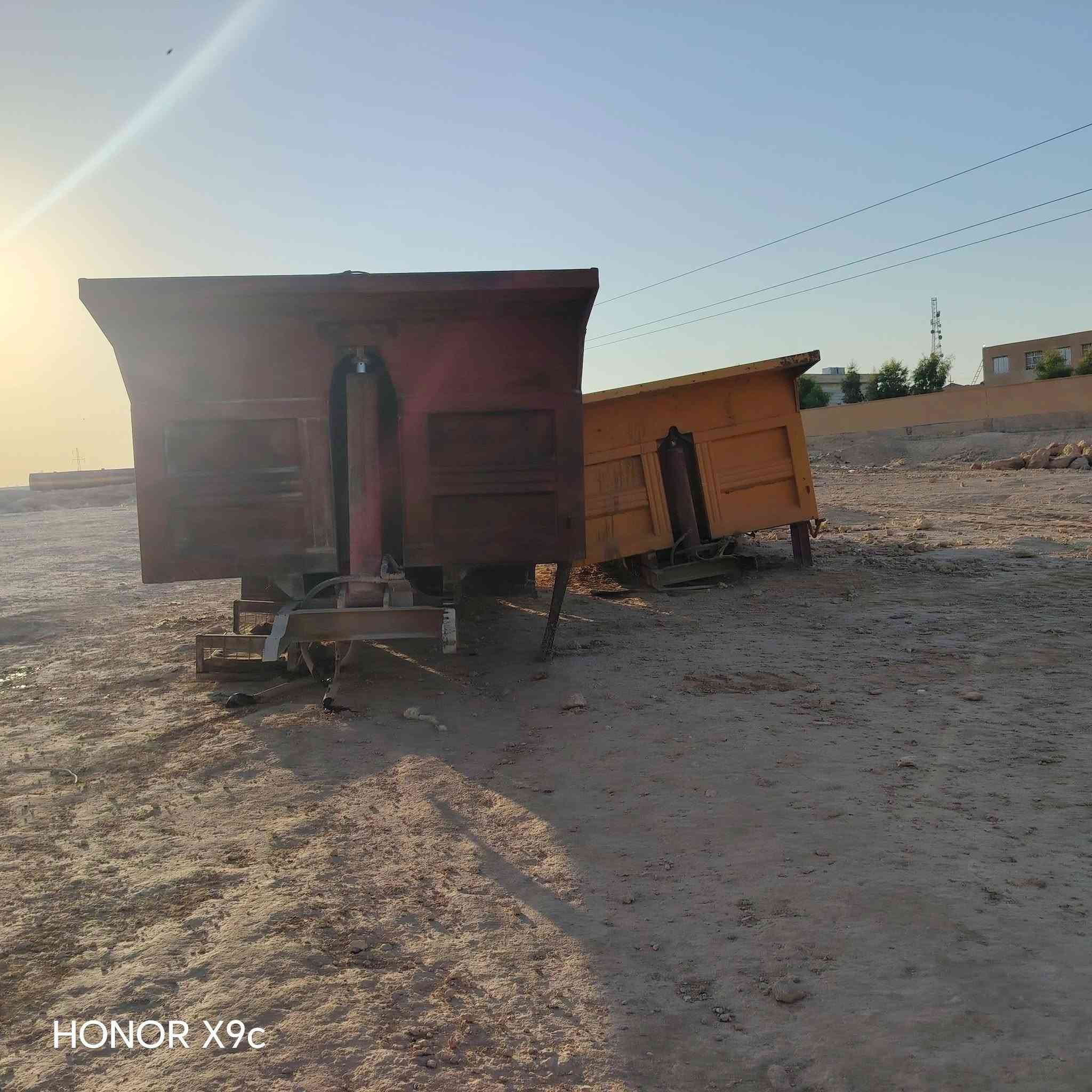سلام عليكم بديات عدد 2 بدي لأحمر ب 4ملايين ونص
وبدي الأصفر ب مليونين لاستفسار ع رقم ***********
