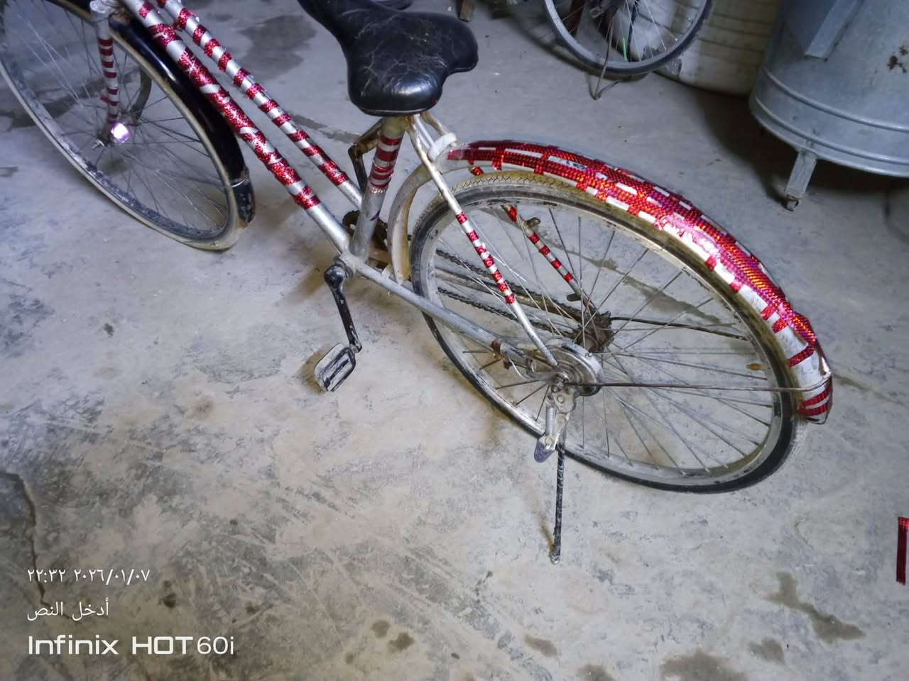 سلام عليكم شباب بايسكل للبيع حجم 26 بناتي خوش🚲سعر 40َوبي مجال بايسكل مكان ابو دشير شارع الضغط رقمي  *********** 🤑🤑🚲
