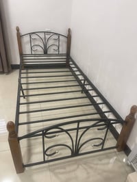 سرير نفر • عدد ٢