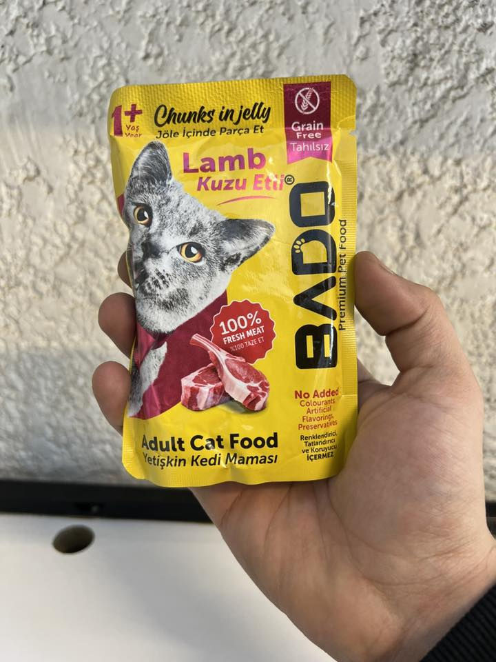 �🐱 عرض مميز من مجموعة محلات معرض الأمازون 🐱🐶
نوفر لكم جميع أنواع طعام القطط والكلاب
(مغلفات – دراي فود – أطعمة مختارة بعناية وبجودة عالية)

🚚 التوصيل مجاني داخل منطقة سبع بكار

🎉 خصم خاص لكل من يشتري بقيمة أكثر من 50,000 دينار عراقي

دلّل حيوانك الأليف وخلي التغذية الصحية تبدأ من عدنا 💙
جودة مضمونة ✨ أسعار منافسة ✨

📞 للطلب والاستفسار:
***********

📍 مجموعة محلات معرض الأمازون
بانتظاركم يوميًا 🌟
