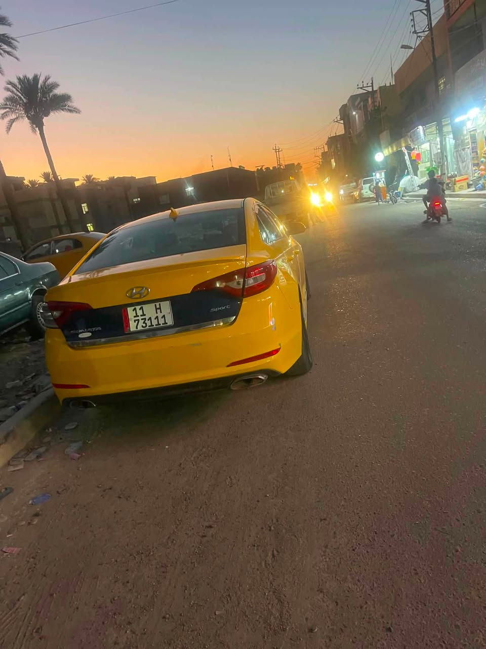 السلام عليكم سوناته موديل ٢٠١٥ بسمي مصفره هيه وغرامات مكينه كير تبريد مكفول بيه صدر نص عمر  تخم تاير ويل جديد حادث امريكه كينون مال لقبق صندوق وبل عراق جاملغ وباب لامامي مكان بغداد الدوره سعر ١٠٧ وبيه مجال ***********
