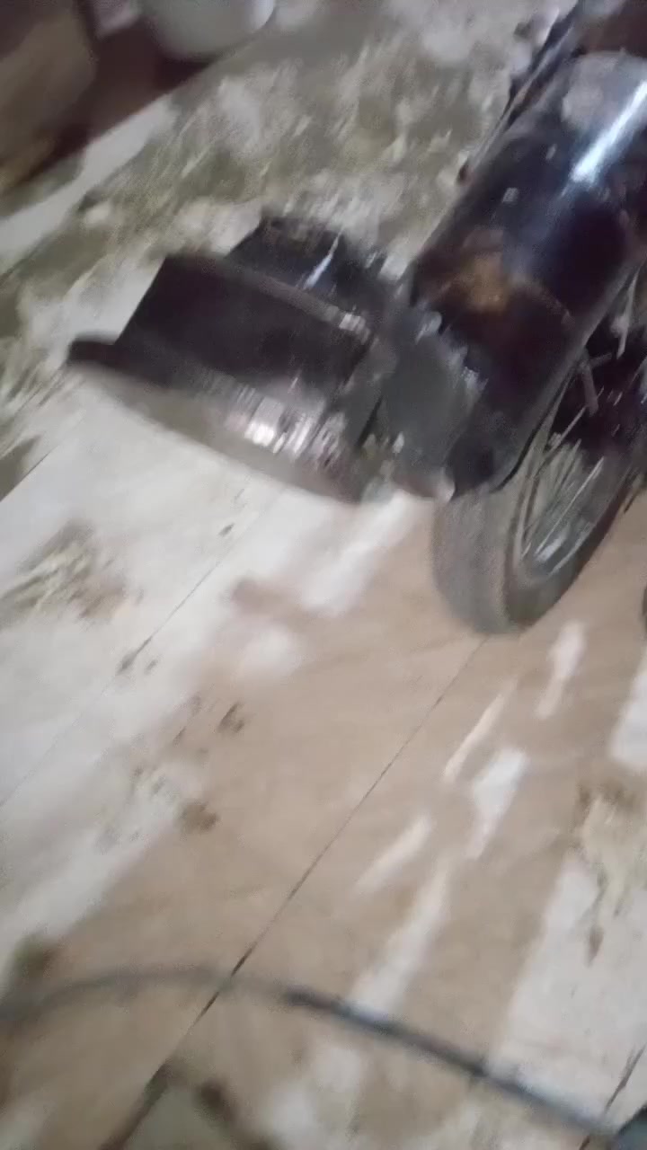 سلام عليكم ورحمه الله سيبايه باكستاني للبيع سعر 45 والكزوز ب ١٣ مكاني بصره ياسين خريبط رقمي ***********
