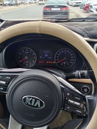 كيا سبورتج ٢٠١٩ فول مواصفات عدا البانوراما بصمة تشغيل  كراسي كهرباء تب...