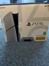 متوفر بلي5 سلم ذاكره واحد تيره مستعمل شهر واحد فقط مع كامل ملحقاته يو ...