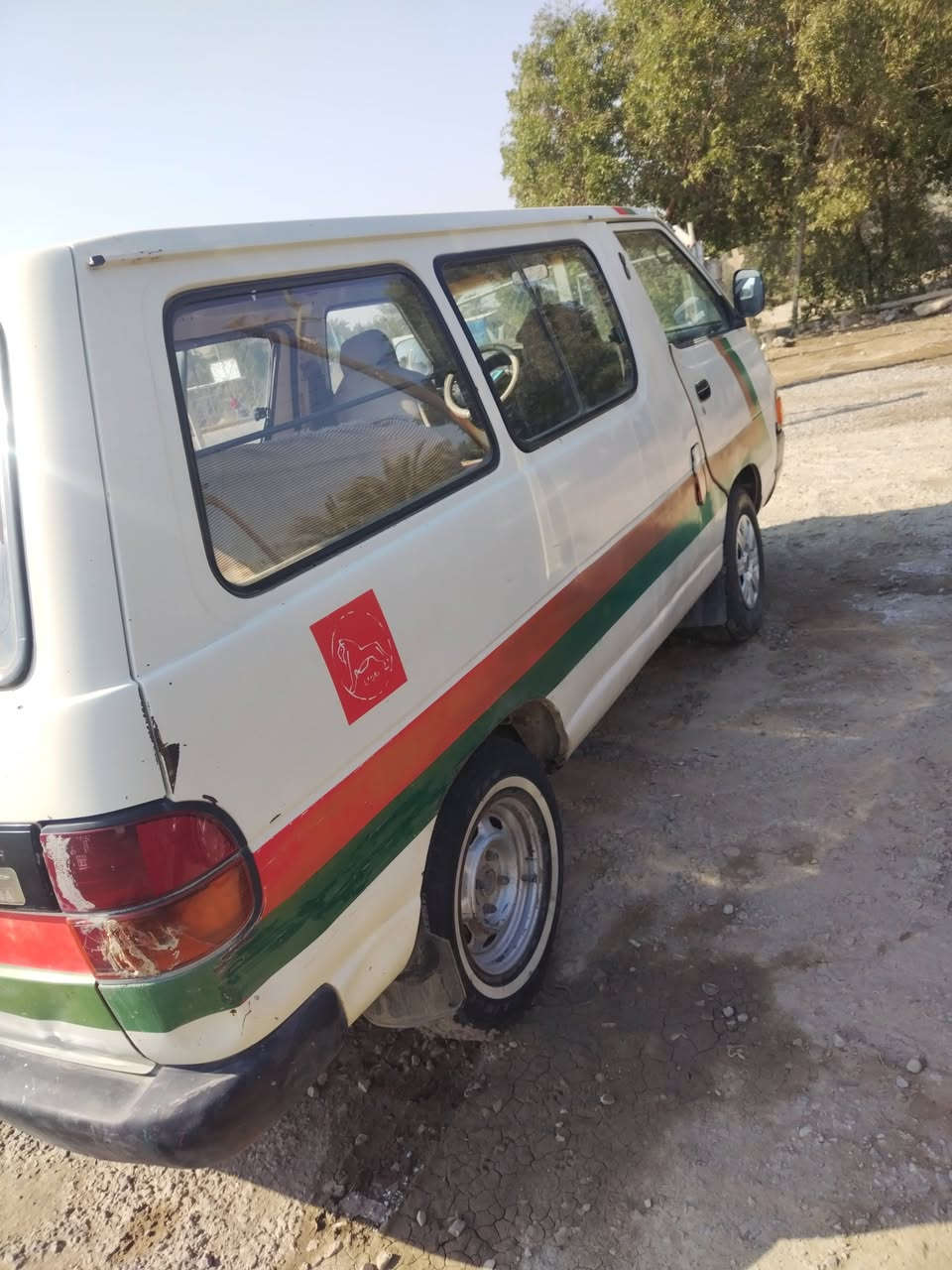 السلام عليكم عندي هاي الفاره تيوتا موديل ٩٦ محرك كير تخم تاير صدر كله جديد كهربائيات كلها شغاله وجاهزه السياره خير من الله لا ضربه ولا صبغ الشعر ٢٨ $وبيهامجال للستفساراتصل *********** *********** بيع اومراوس هم يرهم
