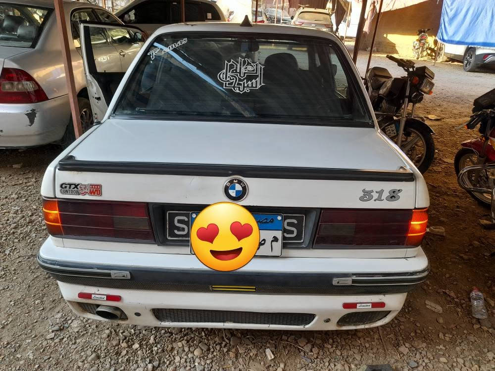 حاجه كده من الممنوعات رشة برة فبريكة دواخل موديل 89🔥🔥🔥
*شاشة عرض وكاميرا خلفيه
*فتحت سقف
*صالون الله اكبر عليه جلد 
*بطارية سعودى زيزو جديدة
*4فرد كاوتش بحاله الزيرو
*قطع غيارها كلها من التوكيل
*رخصة ثلاث سنوات مرور الباجور
*طقم انوار زينون كامل ونور شابورة الانوار كلها شغاله 
*الزجاج الامامى كهرباء
*كاست بلوتوث 4 سماعات الله اكبر
*شماسه كهرباء للزجاج الخلفى
*العربيه باور
*التكيف شغال بحاله ممتازة 
مش هتصرف عليها جنيه واحد ربنا يبارك لصاب النصيب ♥
للتواصل 01002996315 مركز الباجور, المنوفية


**إذا كنت صاحب هذا الإعلان وتريد حذفه لأي سبب، رجاءا أرسل رسالة إلى الدعم الفني**