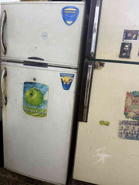 متاح ثلاجتين شغالات الصفره قديمة والثانية جديده شرط الفحص  المكان كربلاء حي الفارس للاستفسار ***********
