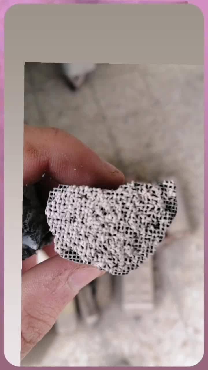 انسداد الحجر البيئه وعند تكون مسدد الحجر اعتبر السياره 🚗 انهجمت من وره البانزين 
جفت محرك 

يوجد لدينا كامره لفحص الحجر البيئه لكافه انواع السيارات 🚗 وتنضيف الحساسات صالنصات كاظم طياره باداره حيدر ابو كرار تبديل وتصليح ومتوفره جميع انواع الصالنصات اصلي محلي الموقع مجمع مشن مقابيل بانزين خانه الزيوت للستفسار ***********
