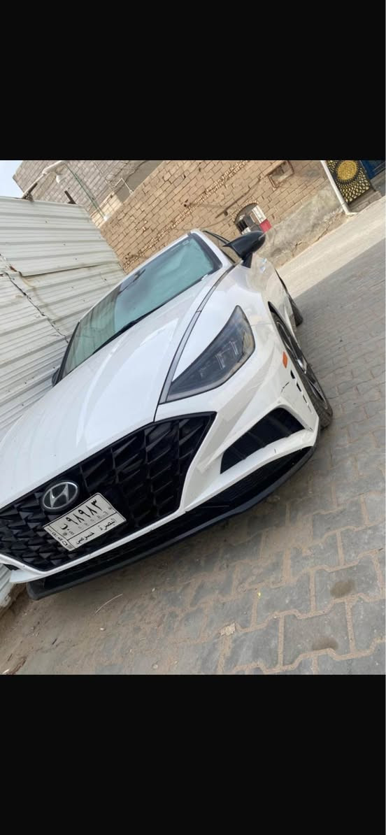 سوناتا٢١ فول مواصفات رادارات قياده ذاتيه تحديد مسار مثبت سرعه أربع انضمه قياده اوتو هولد عينه ديجتال رادار توقف ذاتي كشنات جلد تدفئة بالكشنات تبريد قطعتين هواي مواصفات بيها  ضربتها دعاميه خلفيه وحافه الصندوق بيها بارد بالداير وباب الصدر مكينه ١٦٠٠تيربو جاهزه من كلشي سياره معوقين بصره السعر ١٦٥ وبيها مجال قليل  بيع او مراوس للاستفسار ***********غير متواجد ماسنجر البصرة, العراق
