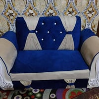 تخم جديد • ١٤مقعد • نجف المشخاب