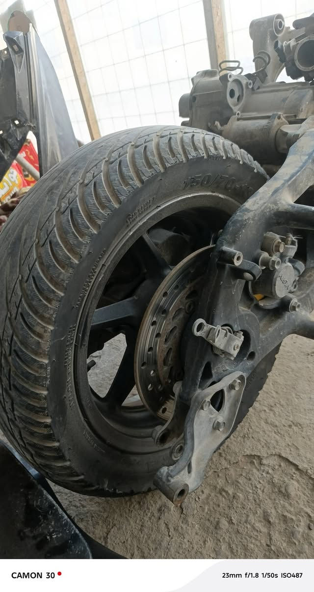 محرك كامل كلجات سلف تاير ويل محرك ناقصه فقط تجفيت مجفت غلط ***********
