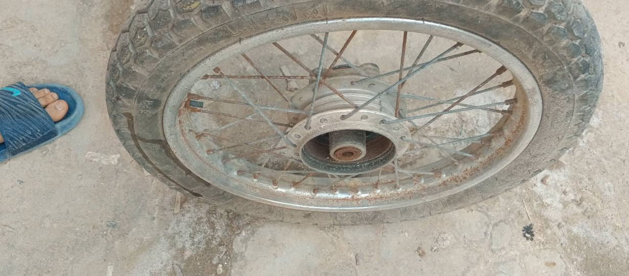 ويل يراني
السعر 15 
العنوان/البصرة -المطيحة ام النعاج


**إذا كنت صاحب هذا الإعلان وتريد حذفه لأي سبب، رجاءا أرسل رسالة إلى الدعم الفني**