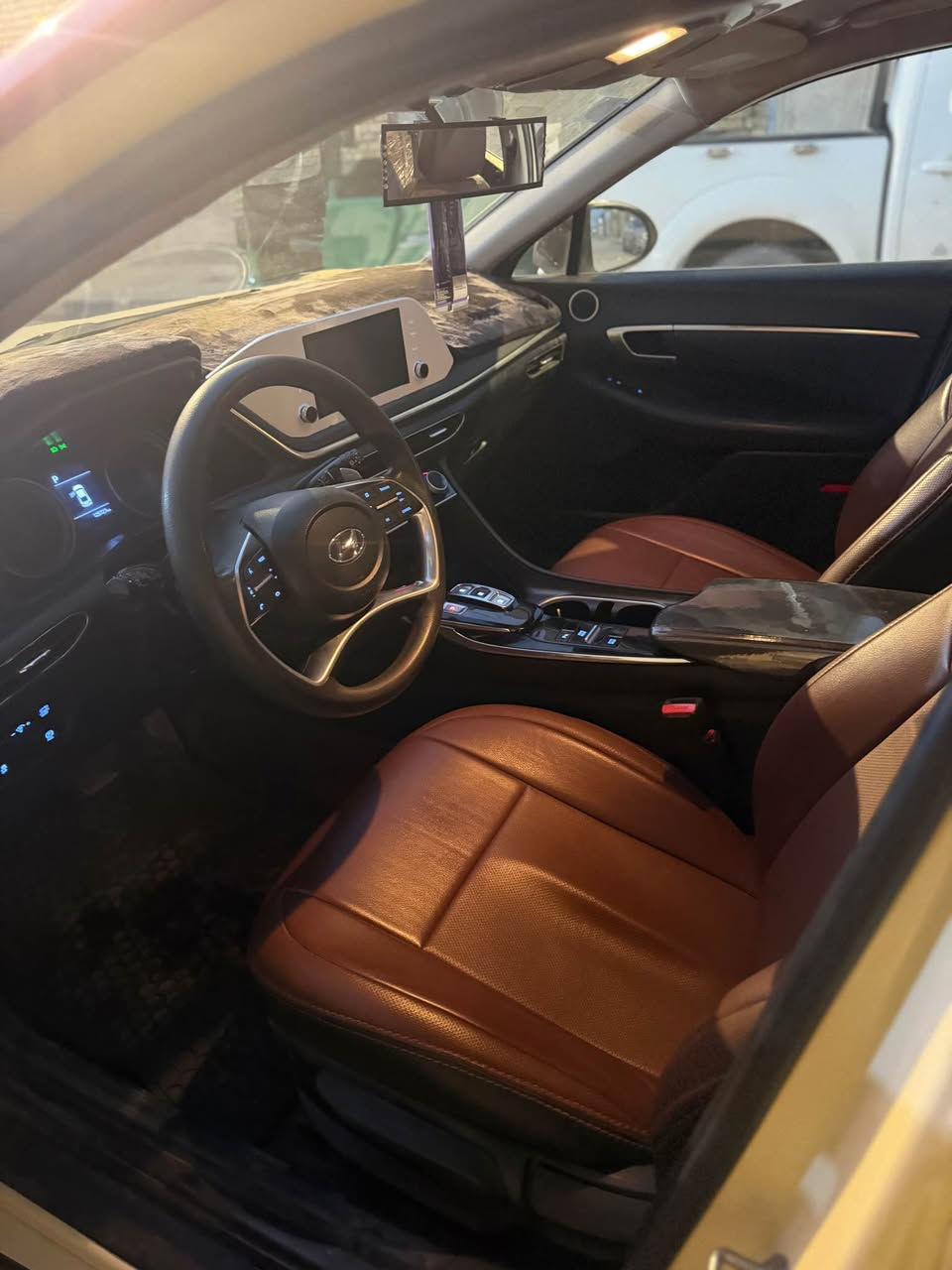 سلام عليكم
سوناته خليجي
تكسي دبي
موديل 2023 اصل
مكفوله من الحادث القوي
صبغ عام
ماشيه 127 الف
السياره جاهزه مانقصها برغي شرط تراي
تخم تاير قبل يومين شديته
كهربائيات كلها شغاله 
سعرها 133 وقابل للتفاوض
مكان السياره البصره حي الشرطه
للاستفسار 
***********هـ البصرة, العراق
