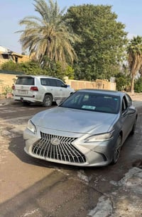 لكزس ES300h • هايبرد • رقم بغداد