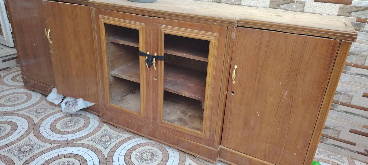 ميز للبيع يريده يدخل خاص سعر مناسب


**إذا كنت صاحب هذا الإعلان وتريد حذفه لأي سبب، رجاءا أرسل رسالة إلى الدعم الفني**