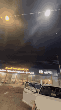 السلام عليكم
سوناتا 2017 وارد امريكي 
2400 GDi كير ومكينه مكفولات 
الحادث تبديل قطعتين بيها بنيد وجاملغ فقط اما الباقي مكفول من اي ضرر او تبديل
تخم تايرات جديد شادلها وشاشه كبيره بيها 
السعر 130 وبيها مجال للشراي 
*********** الاستفسار على هذا الرقم

مكان السياره بغداد التاجي
