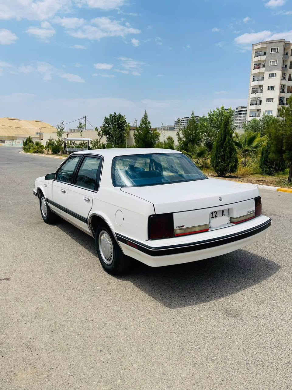 ( السلام عليكم )

اولدز للبيع موديل ٩٠ سياره رقم نكليزي نينوا بسمي تحويل ثاني يوم سيارة بلاديه  كير محرك كفاله بيه بس بنيد وقبق جنطه صبغ اثر جراد فقط سياره اي ضربه مابيه بلاديه مابيه نقص سياره جديده واحله من صور تبريد شغال صدره كله جديد تخم تاير جديد شاشه كامله سياره ع اخر حبايه /السعر ( 57 )وبيه مجال للشراي /العنوان /بغداد /حي الجهاد /
الاتصال. ع الرقم ( *********** ) هاذا ثاني بس واتساب ( *********** ) بغداد, العراق
