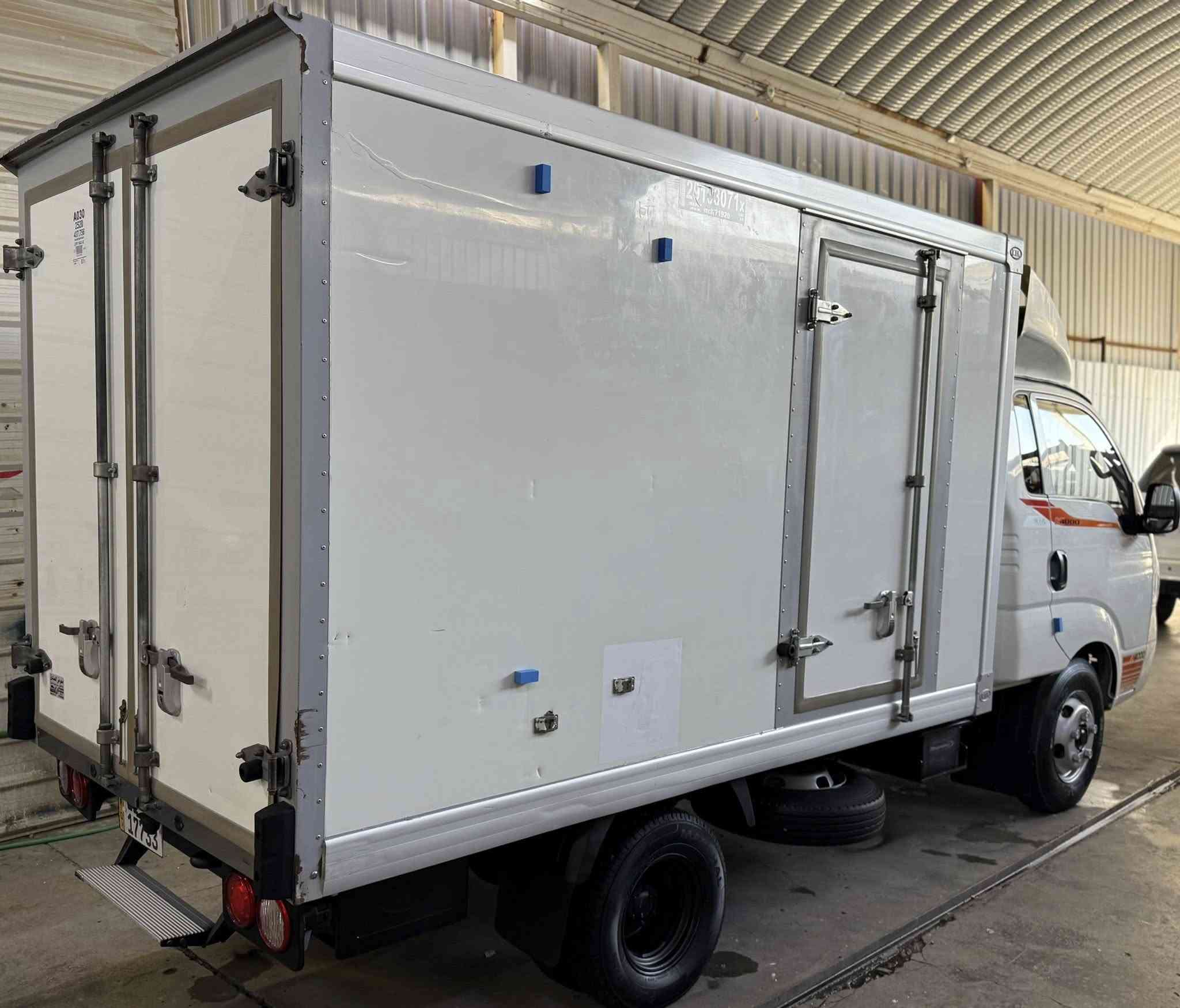 السلام عليكم كيا فحل براد (2019)
رقم بغداد الدولي ماشيه( 80 الاف)
سياره دبل كمبريسر دبل باتري 👌💯
تجميد 🥶 تبريد 🥶سياره جاهزه
العنوان بغداد الاستفسار 
***********
