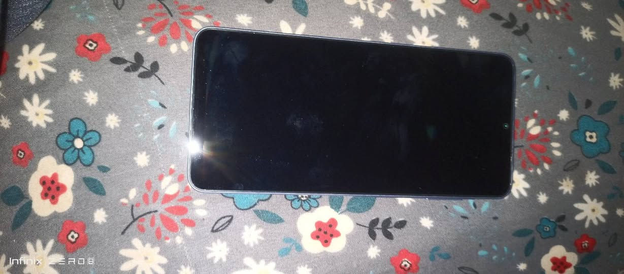 السلام عليكم عندي جهاز للبيع A07 نضيف مامستخدم سعره عل خاص 
***********
***********
