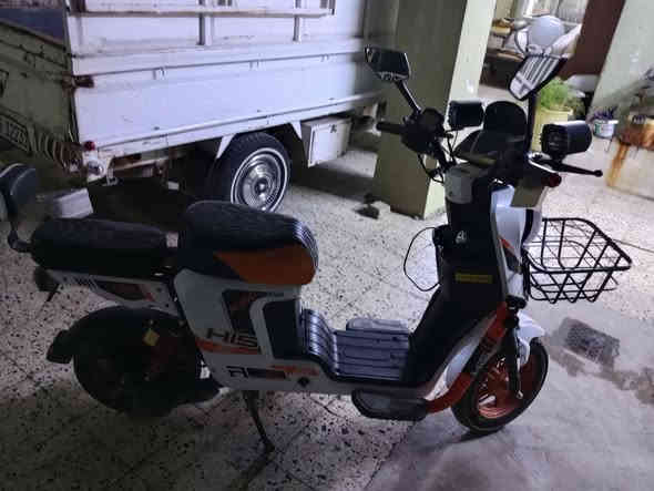 السلام عليكم يوجد لدينا X900
متطور شحن كلشي شقال بي ومابي عطل نضيف حيل جديد 
السعر 600 وبي مجال للشراي اتصال رقم هاتف ***********
العنوان صلاح الدين الشرقاط بعاجه قرب البلديات
