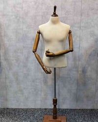 مليكانات رجالية • مليكانات نسائية • بغداد مخازن الشعب