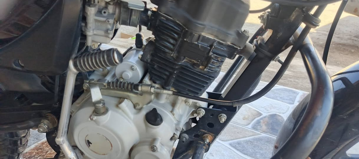 بوكسر موديل ٢١ مراوس ب دايوان نضيف


**إذا كنت صاحب هذا الإعلان وتريد حذفه لأي سبب، رجاءا أرسل رسالة إلى الدعم الفني**