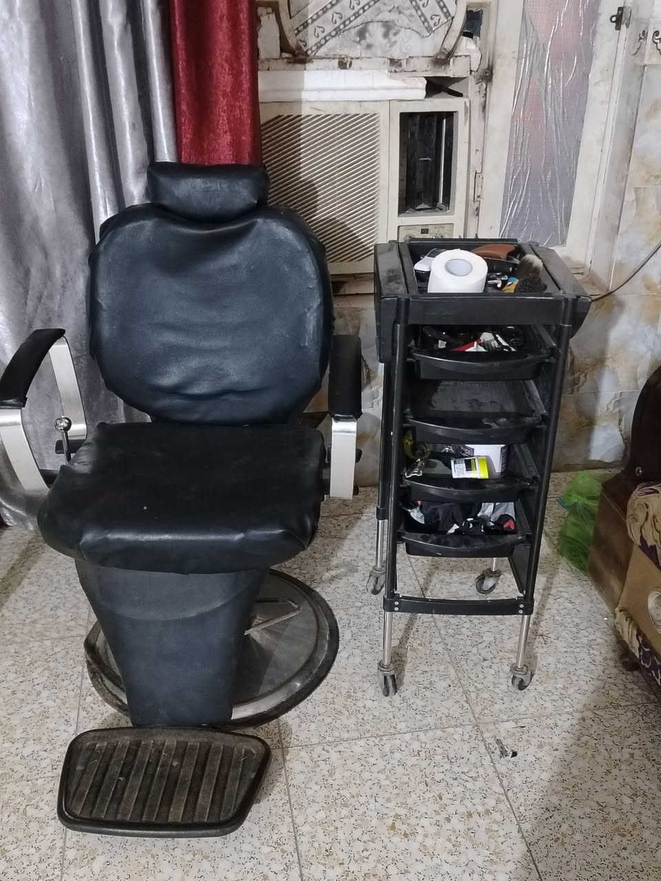 كرسي نضيف +عربانه +مكينه جديده ستخدام قليل. للبيع. الي يخدمنه يتفضل خاص.


**إذا كنت صاحب هذا الإعلان وتريد حذفه لأي سبب، رجاءا أرسل رسالة إلى الدعم الفني**