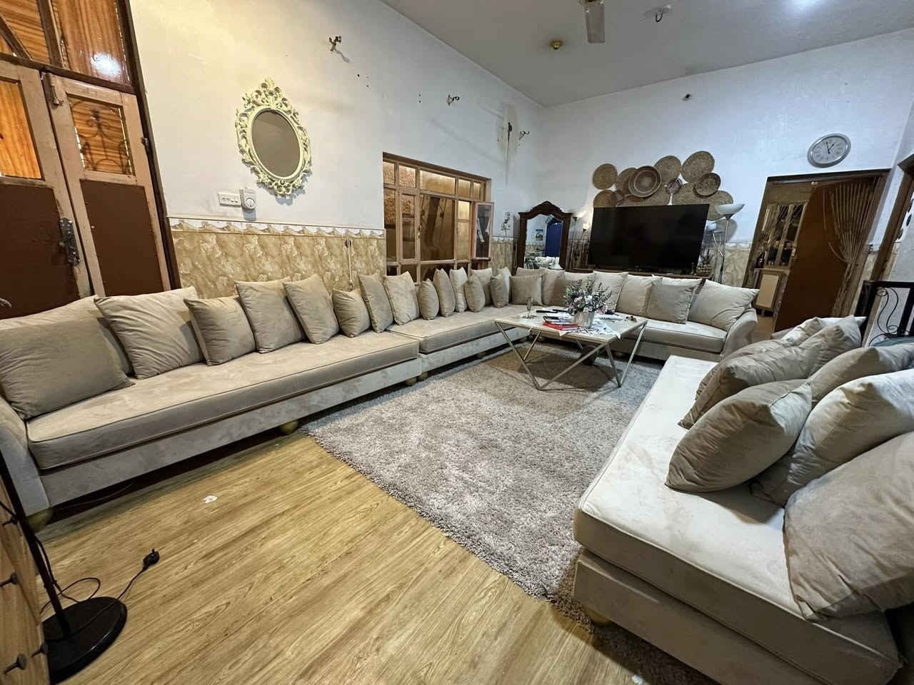 تخم كويتي ماركة تصال اكو وتساب ***********
