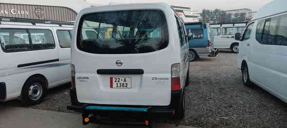 نیسان اورڤان 2008محرک گیر اکسل بشرت سەنەویە هەزە براد جدید تایرات جدید گاعیە و دوشەمە جدید تبریت بشرت سعر142مکان کلار***********
