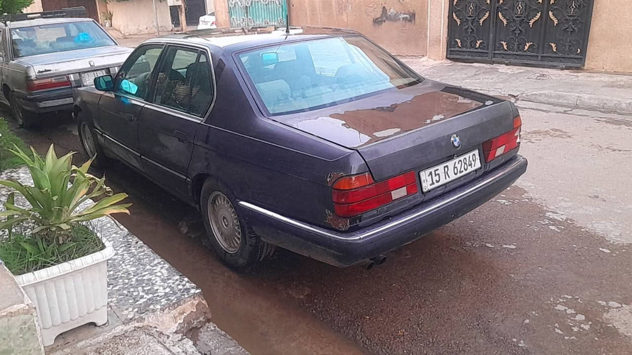 🚗 للبيع بي ام دبليو BMW 730 🚗
🔹 الموديل: 1993

🔹 اللون: أسود

🔹 الكير : أوتوماتيك

🔹 المحرك: 6 سلندر

🔹 تبريد شغال ❄️

🔹 جميع الكهربائيات شغالة ⚡

🔹 السيارة بلادية

سياره باسمي رقم جديد هزه جديده 

📍 العنوان: بغداد – حي الجامعة

💰 السعر: 55 ورقة 💵

📞 للتواصل: ***********
