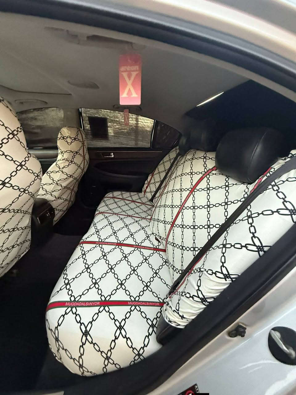 للبيع جنسزز2009امريكي فول مواصفات محرك كير مكفولات تبريد كهربائيات محرك 8سلندر بغداد دولي باسمي السعر112وبيها مجال مكان السياره صلاح الدين بلد *********** //***********
