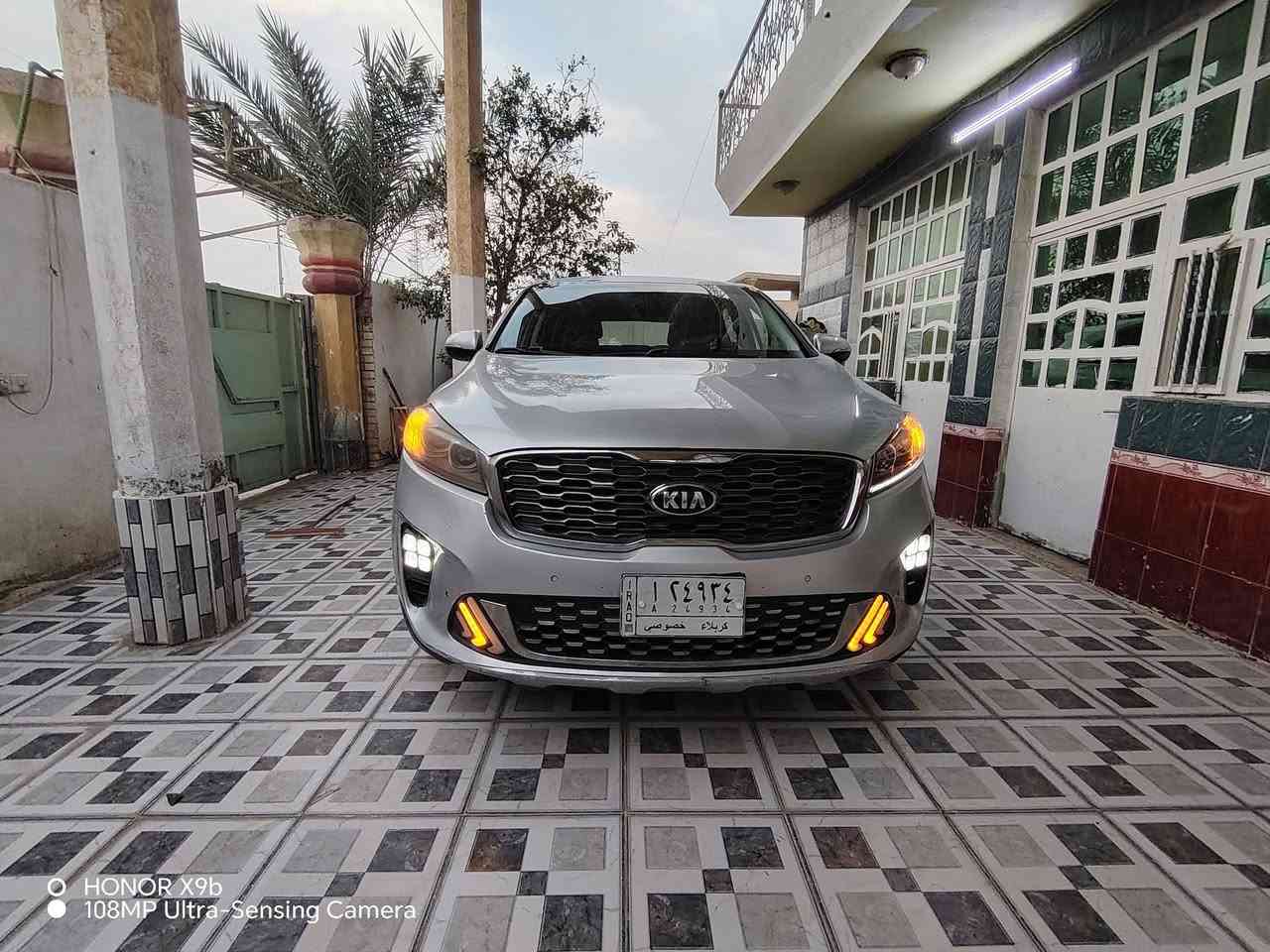 السلام عليكم كيا سورنتو 2020 امريكي اربعه سلندر 7 راكب سياره جديده جاهزه مكينه كير  جدد حداديه جديده تخم تاير جديد كهربائيات كلها شغال سياره جاهزه جديده باسمي سنويه لل 28 السياره بيها حادث امريكا فقط جاملغ الأمامي وبنيد وباب ضربه خفيفه دواخل كفاله شاصي لغد مكفول السعر 145. المكان حله رقم الهاتف ***********
