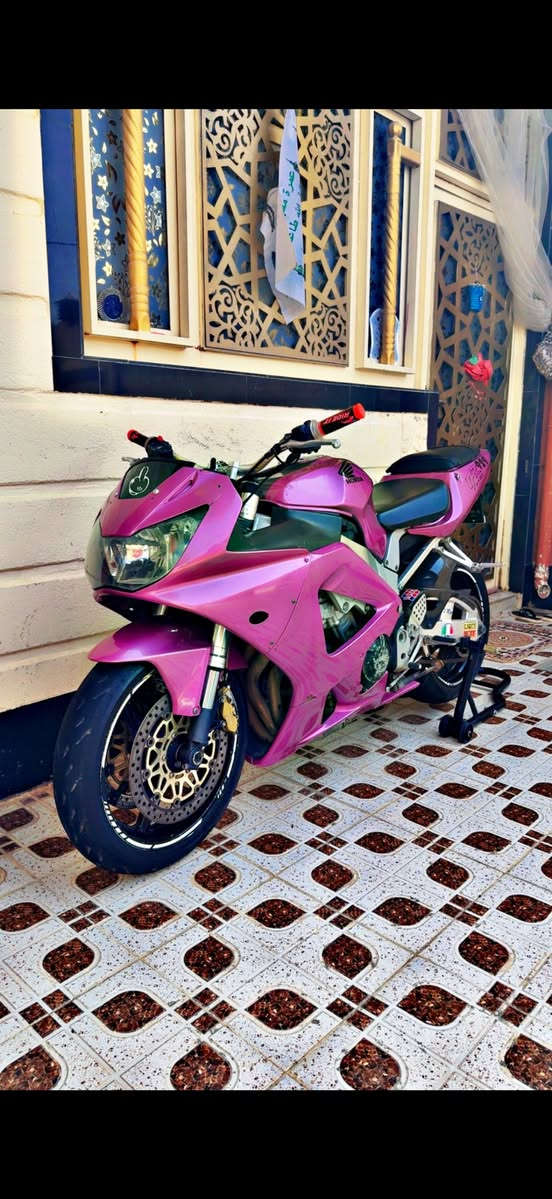 إسلام عليكم من رخصة الادمن دراجه/929مكينه فول نظافه فول دراجه كامله ماناقصه شي درجه معدل شلعه وفصله خيرمن الله مكاني صويره واسط شراي طب خاص واتصل ع الرقم *********** دراجه نفس مابصوره
