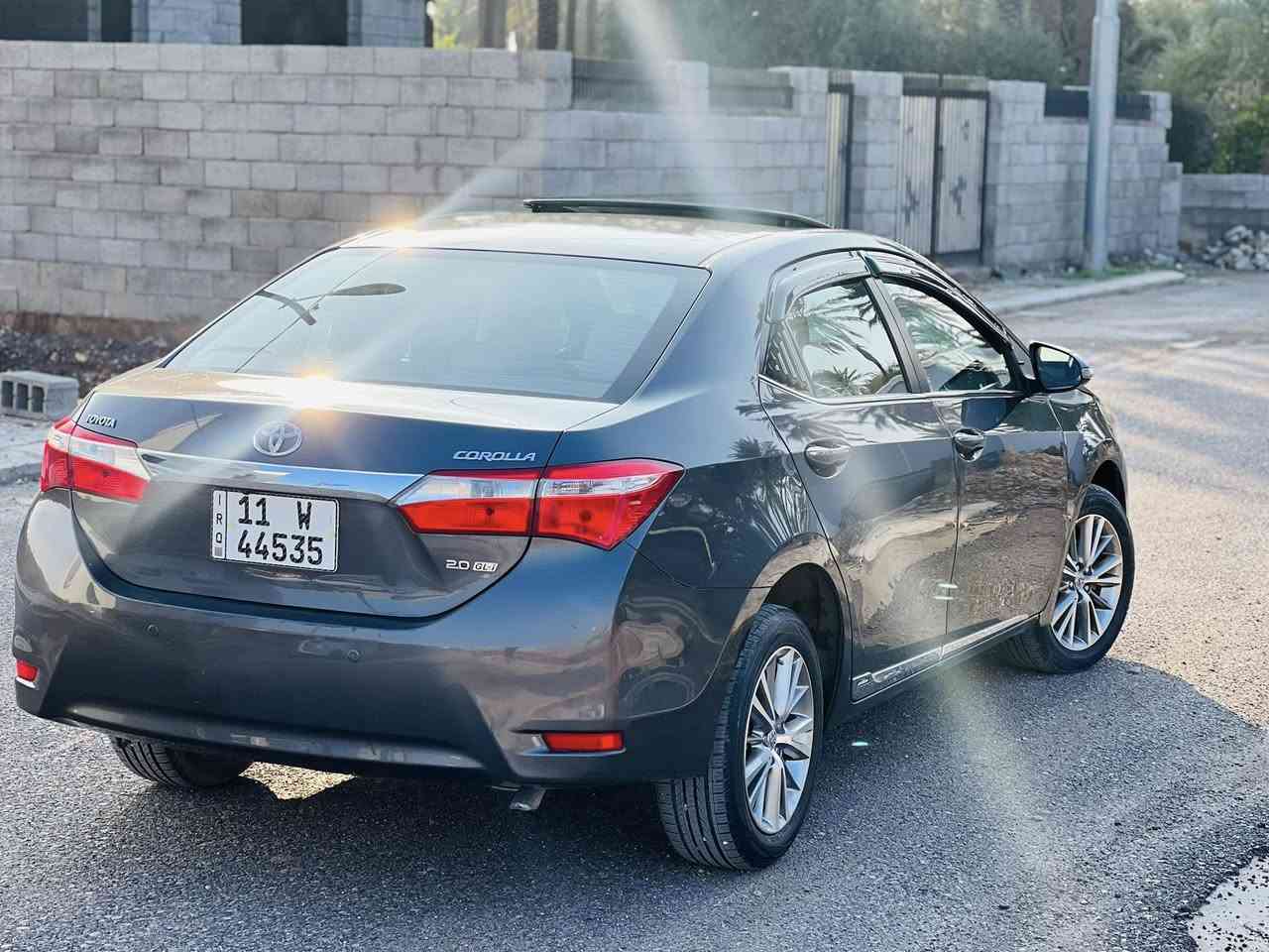 كورلا 2015 خليجي فول مواصفات شركة ساز
مكينة 2000
مواصفات تنته بصمه اشاير مري مرايات كهربائي شاشه كامره
ماشيه : 136 كيلو متر
مكفوله من الصبغ والسونار بالمنشور 
مكان ديالى خانقين
***********
