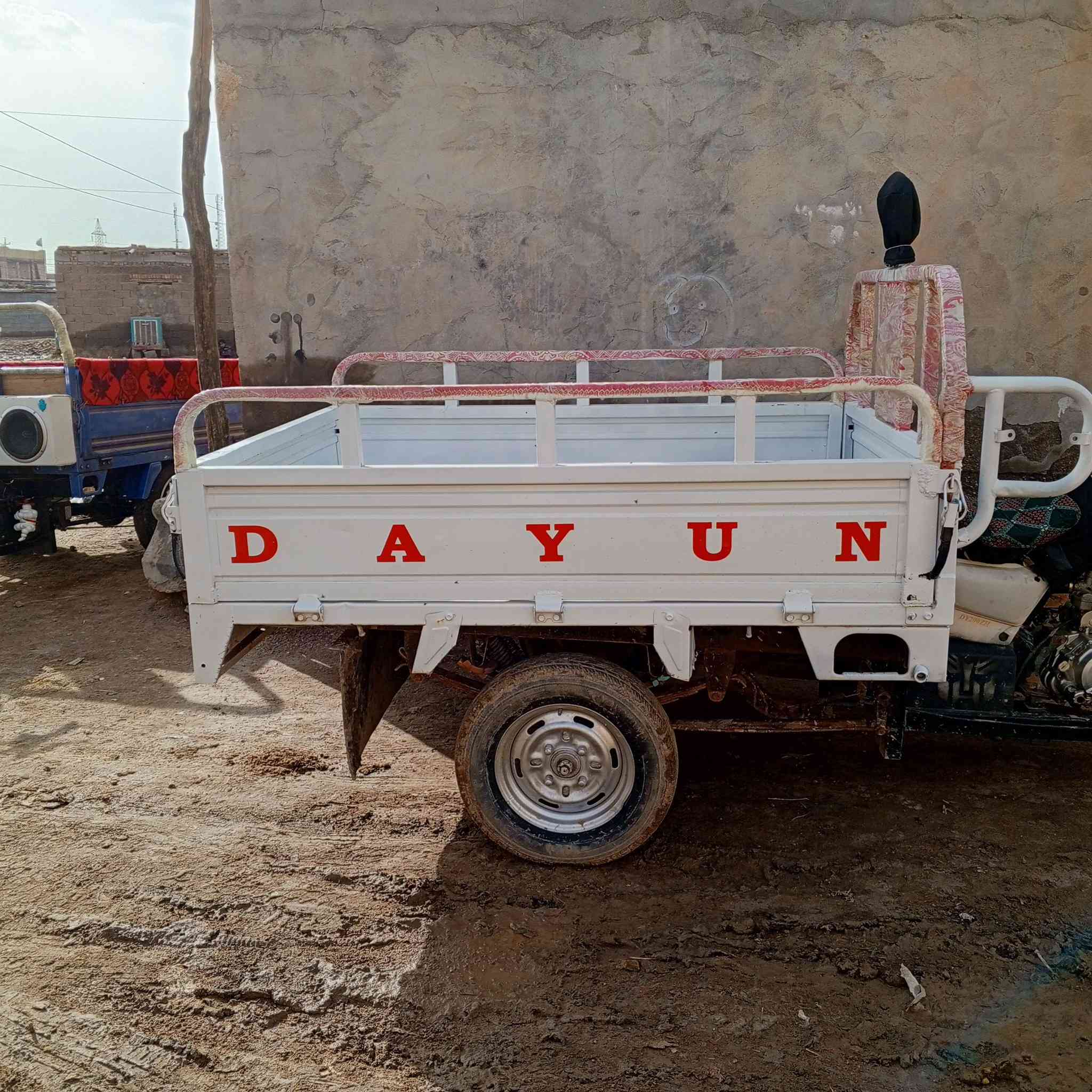 سلام عليكم ستوته لبيع موديل 2015 ستوته كله شغاله مكينه ناعمه المكان الرفاعي ***********
