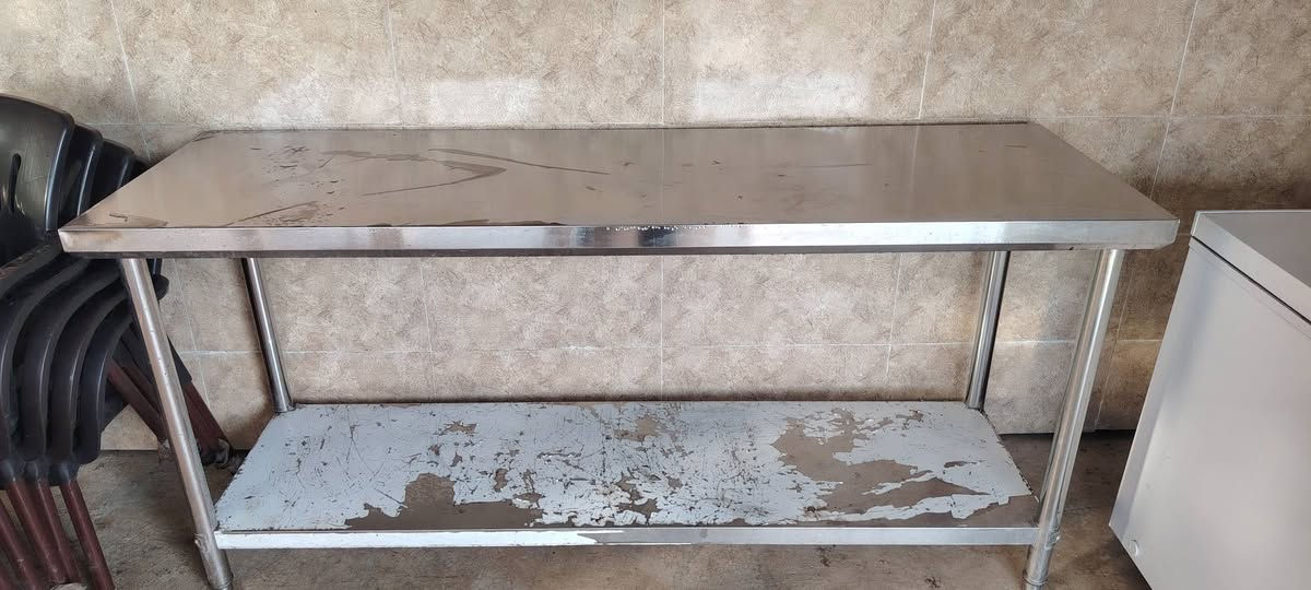 السلام عليكم  ميز ستيل ما مستخدم  السعر 200 وبي مجال


**إذا كنت صاحب هذا الإعلان وتريد حذفه لأي سبب، رجاءا أرسل رسالة إلى الدعم الفني**